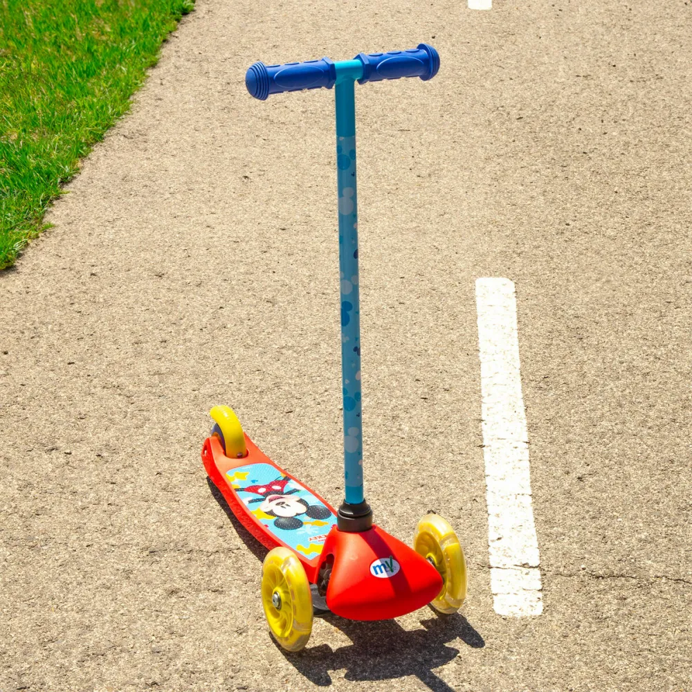 kinderroller-scooter-roller-3-raeder-mickey-mouse-gummi-metall-kunststoff-detail2.jpg